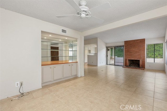 Detail Gallery Image 13 of 46 For 12855 via Moura, San Diego,  CA 92128 - 2 Beds | 2 Baths