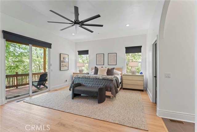 1019 Pintail Circle, Lake Arrowhead CA: https://media.crmls.org/medias/6110dc6c-5f03-48f4-9178-c09e9e698ce7.jpg