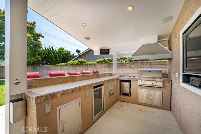 Detail Gallery Image 31 of 34 For 3232 Colorado Pl, Costa Mesa,  CA 92626 - 4 Beds | 2 Baths