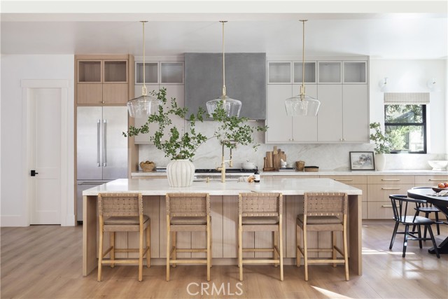 Front Image Thumbnail for CRIG25278396