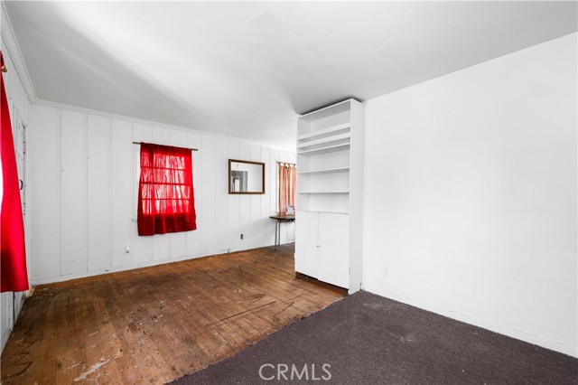 4868 La Roda Avenue, Eagle Rock CA: https://media.crmls.org/medias/61136dfd-69fa-478d-9c3f-041d29a4c501.jpg
