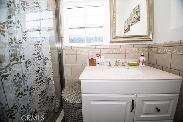 Detail Gallery Image 24 of 36 For 12057 Newmire, Norwalk,  CA 90650 - 4 Beds | 2 Baths