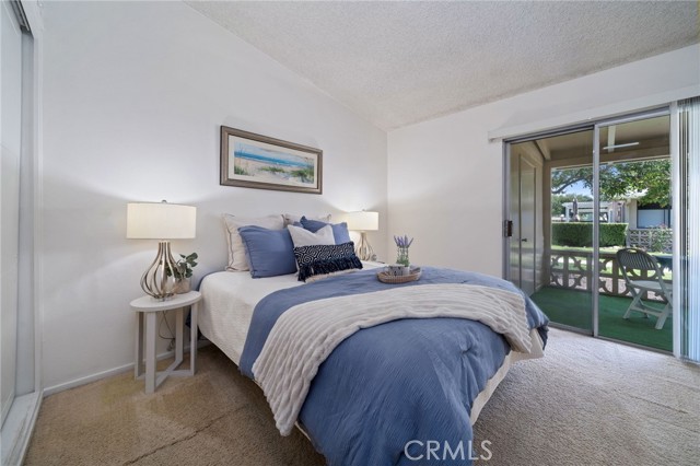 Detail Gallery Image 8 of 19 For 1740 Sunningdale Rd 16b,  Seal Beach,  CA 90740 - 2 Beds | 1 Baths