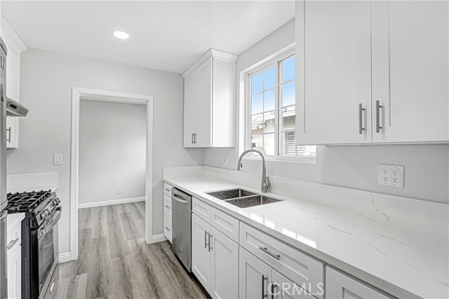 Detail Gallery Image 10 of 25 For 12119 Norwalk, Norwalk,  CA 90650 - 3 Beds | 2 Baths