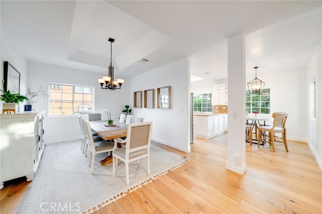 1119 9th Street, Hermosa Beach, California 90254, 5 Bedrooms Bedrooms, ,2 BathroomsBathrooms,Residential,Sold,9th,SB22164330