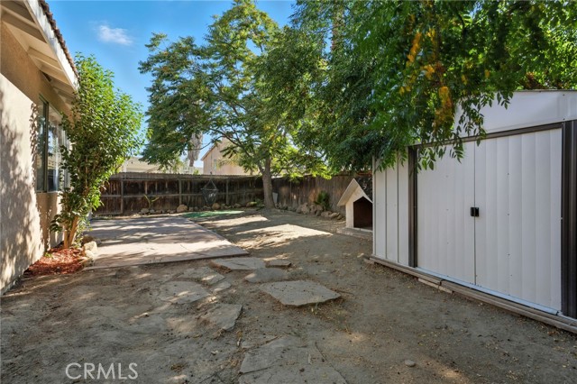 1063 Blackburn Way, Hemet CA: https://media.crmls.org/medias/6114d534-c34b-4df6-82ae-74b0fc1c7e98.jpg