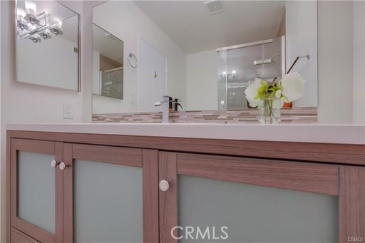 Detail Gallery Image 10 of 15 For 12720 Burbank #114,  Valley Village,  CA 91607 - 2 Beds | 2 Baths