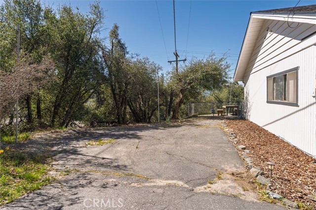 Detail Gallery Image 42 of 46 For 42324 Buckeye Rd, Oakhurst,  CA 93644 - 3 Beds | 2 Baths