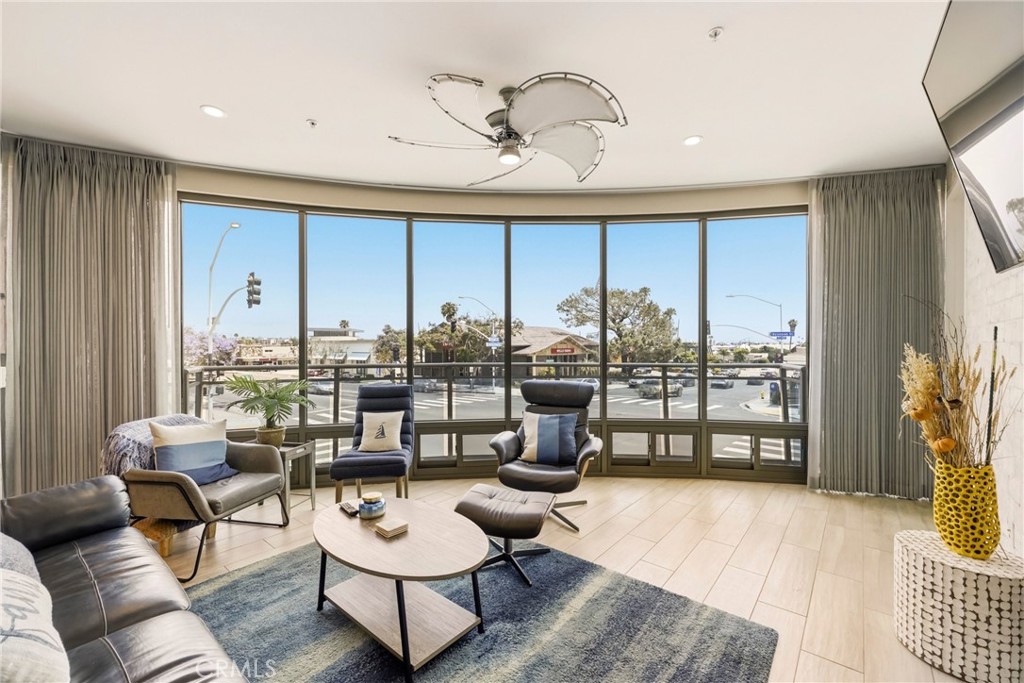 3025 Byron Street - photo 13