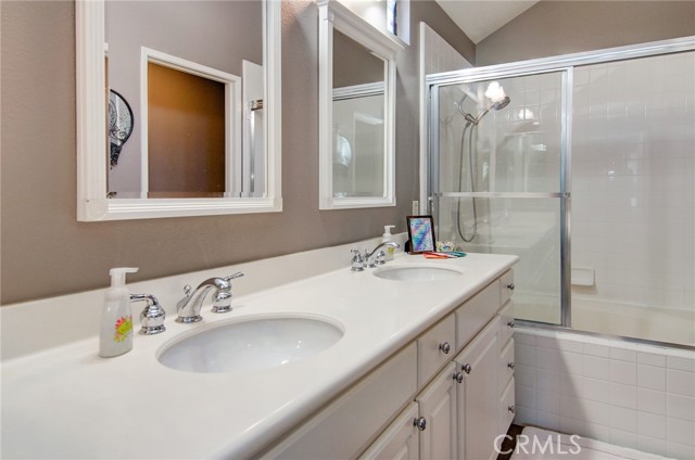 Detail Gallery Image 34 of 47 For 13069 Arborwalk, Tustin,  CA 92782 - 3 Beds | 2/1 Baths