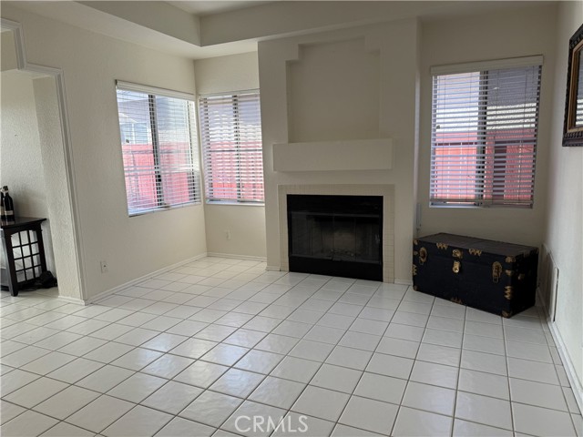 30097 Shoreline Drive, Menifee CA: https://media.crmls.org/medias/61189d67-bb88-40c2-bf1b-ea0022c78d00.jpg