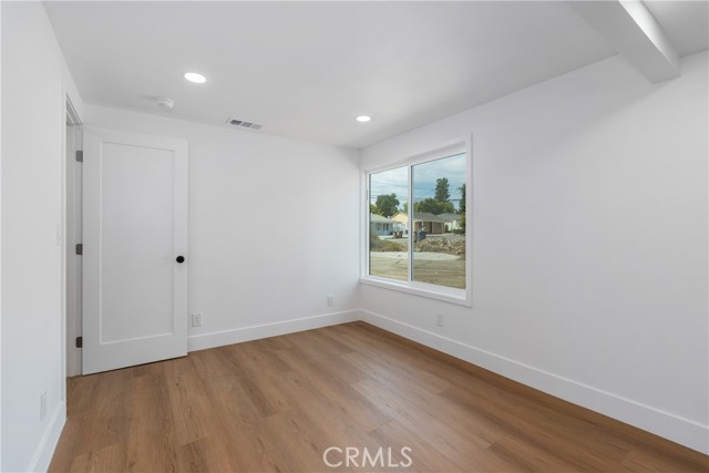 Detail Gallery Image 16 of 21 For 260 Olive, Claremont,  CA 91711 - 3 Beds | 2 Baths