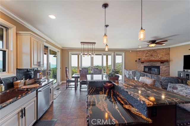 Detail Gallery Image 14 of 75 For 42955 Irons Rd, Aguanga,  CA 92536 - 5 Beds | 5 Baths