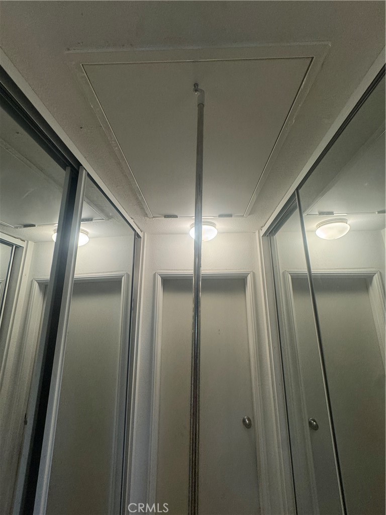 https://media.crmls.org/medias/611981bd-804a-471d-8437-dfc6cda0867f.jpg?preset=X-Large