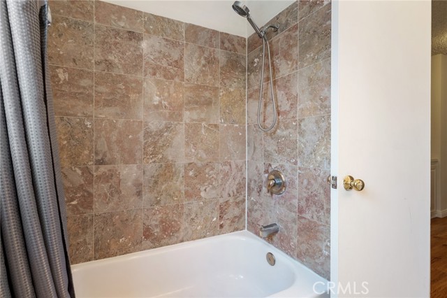 Detail Gallery Image 18 of 31 For 17045 Roscoe #14,  Northridge,  CA 91325 - 2 Beds | 1/1 Baths