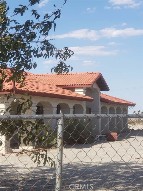 6888 Bookasta Road, Adelanto, CA, 92301 6888 Bookasta Road, Adelanto, CA, 92301