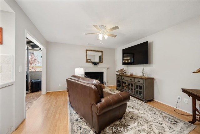 Image 8 of 50 For 675 Barberry Way