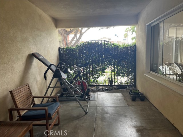 3300 Seaview Avenue, Corona del Mar CA: https://media.crmls.org/medias/611ca856-76fe-411d-8e27-5c12782a17f1.jpg