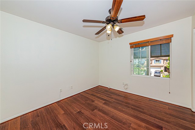 Detail Gallery Image 39 of 62 For 17730 Wren Dr, Canyon Country,  CA 91387 - 5 Beds | 3 Baths