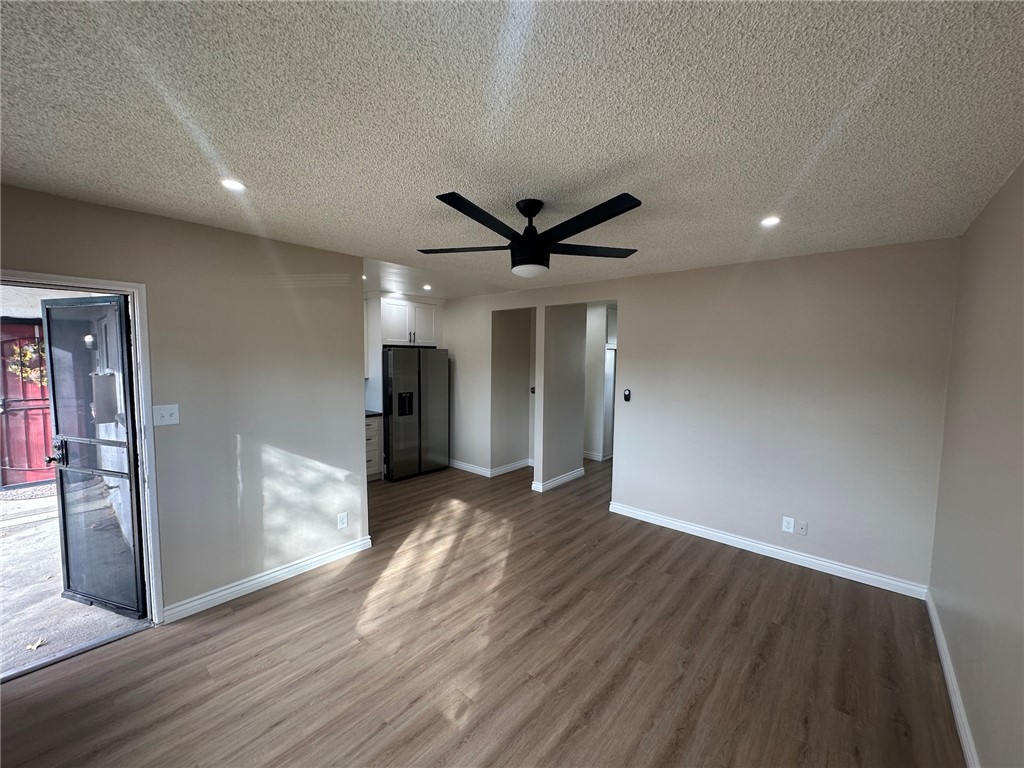 Detail Gallery Image 4 of 9 For 249 W 9th St, Azusa,  CA 91702 - 1 Beds | 1 Baths