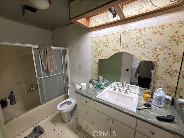 Detail Gallery Image 14 of 23 For 929 E Foothill #46,  Upland,  CA 91786 - 3 Beds | 2/1 Baths
