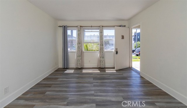 Detail Gallery Image 13 of 30 For 1906 Camino De La Costa #B,  Redondo Beach,  CA 90277 - 2 Beds | 1 Baths