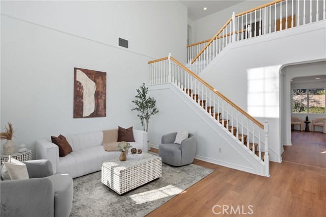 Detail Gallery Image 5 of 53 For 13346 Los Olivos Rd, Sylmar,  CA 91342 - 4 Beds | 4 Baths