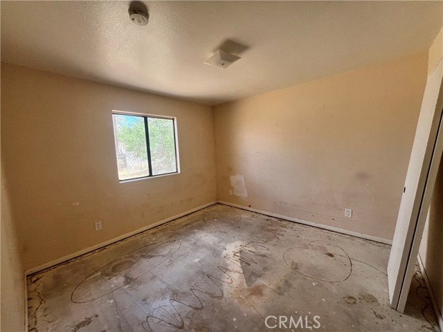 Detail Gallery Image 13 of 18 For 13632 Fran St, Edwards,  CA 93523 - 3 Beds | 2 Baths