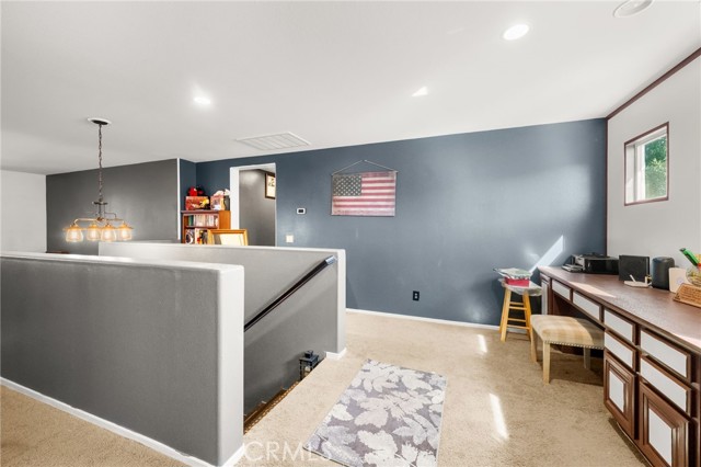 38327 Rancho Vista Dr, Beaumont CA: https://media.crmls.org/medias/6120f92b-2d76-46fd-91d0-b4556ca087e0.jpg