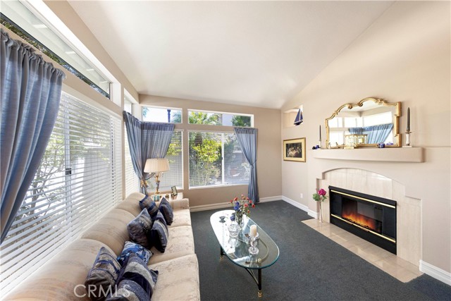 61 Stoney Pointe, Laguna Niguel CA: https://media.crmls.org/medias/61229ac1-5696-405d-86fd-271eae8e6117.jpg