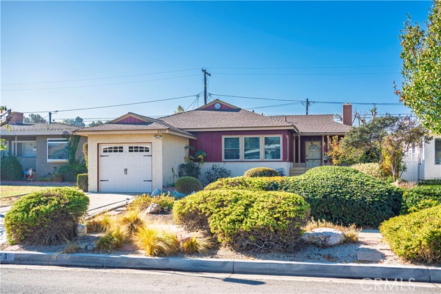 Detail Gallery Image 1 of 10 For 3323 Fanwood Ave, Long Beach,  CA 90808 - 2 Beds | 1 Baths