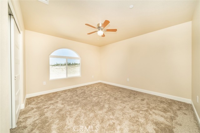 Detail Gallery Image 28 of 52 For 1525 Smoke Tree Rd, Pinon Hills,  CA 92372 - 4 Beds | 2 Baths