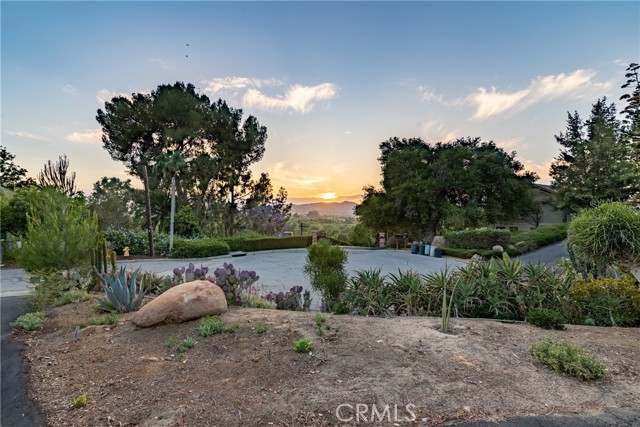 4899 Glenwood Drive, Riverside CA: https://media.crmls.org/medias/61242cc7-4896-4e27-92fb-c0ce2fbe3dac.jpg