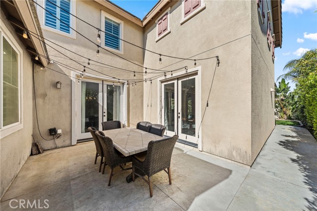 7462 Silver Saddle Court, Eastvale CA: https://media.crmls.org/medias/6124344e-c70d-42f8-a7b5-532bdb27a920.jpg