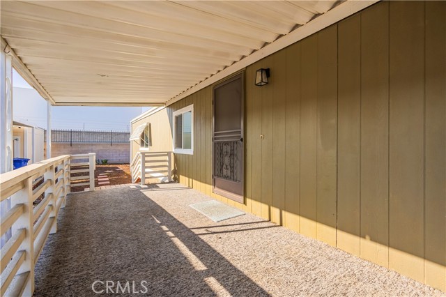 1456 E Philidelphia Street, Ontario CA: https://media.crmls.org/medias/6124e6b1-f519-4636-a56a-915f420f2cbf.jpg