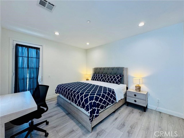 118 N Allen Ave, Pasadena CA: https://media.crmls.org/medias/612562d0-3183-4993-ab9e-99ab1642efc7.jpg