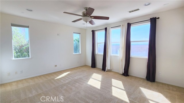 Detail Gallery Image 14 of 29 For 8387 Fall Creek Dr, Corona,  CA 92880 - 4 Beds | 2/1 Baths