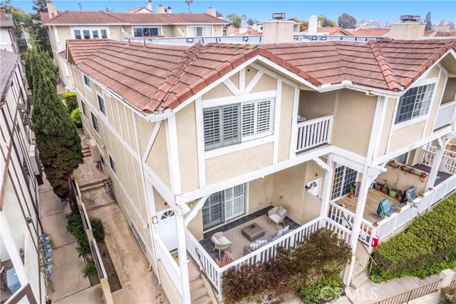 222 Guadalupe Ave, Redondo Beach, California 90277, 4 Bedrooms Bedrooms, ,2 BathroomsBathrooms,Residential,Sold,Guadalupe Ave,SB23050741