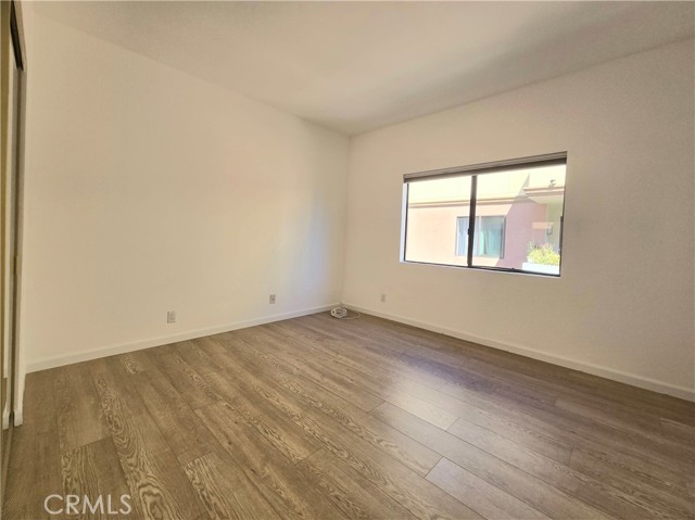 Detail Gallery Image 31 of 44 For 12355 Chandler Bld #202,  Valley Village,  CA 91607 - 2 Beds | 2 Baths