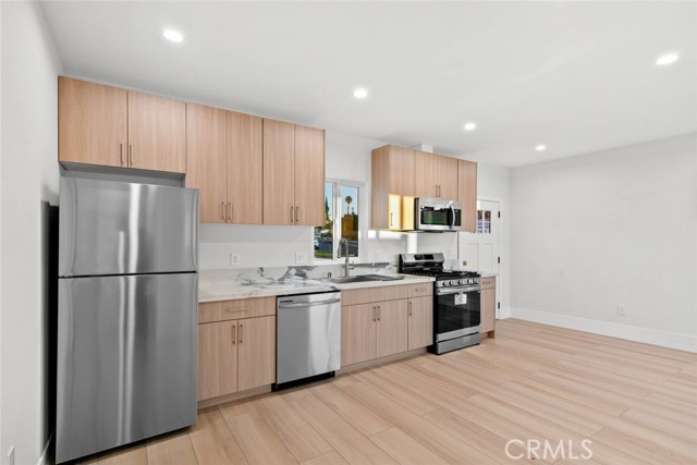 Detail Gallery Image 69 of 72 For 8633 Le Berthon St, Sunland,  CA 91040 - 5 Beds | 3 Baths