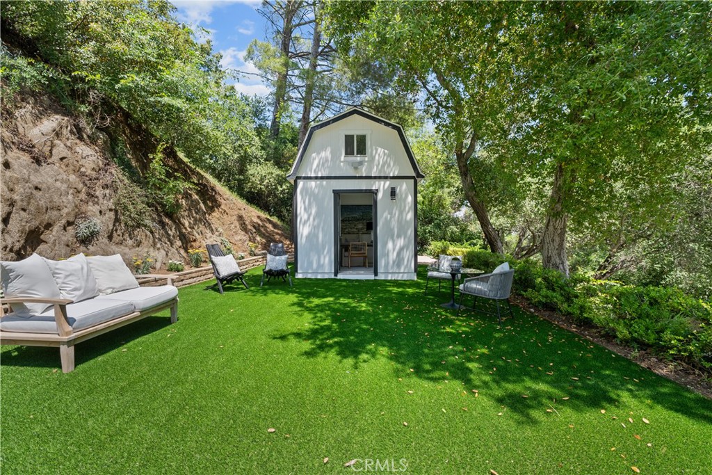 375 Berkshire Avenue La Canada Flintridge img 28