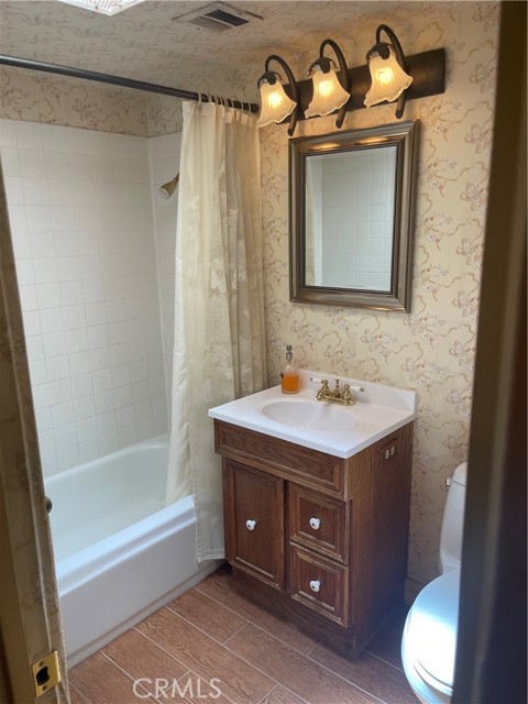 2605 N Kitty Hawk Drive, Palm Springs CA: https://media.crmls.org/medias/6129d134-ad2f-4179-b617-bb87cf484dc4.jpg