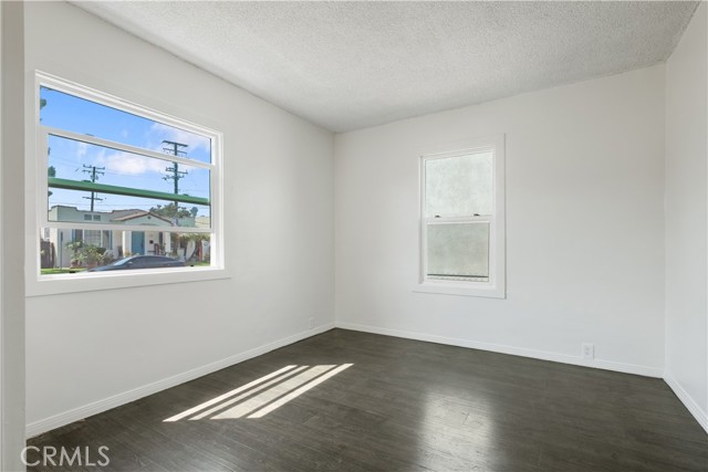 Detail Gallery Image 11 of 32 For 20 S Vega St, Alhambra,  CA 91801 - 2 Beds | 1 Baths