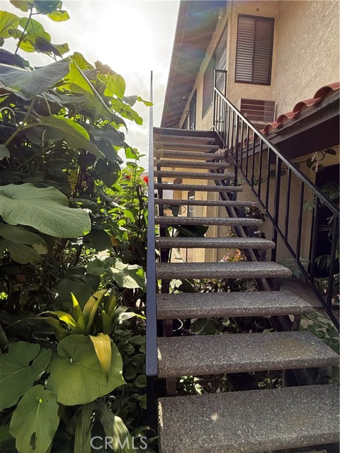 3935 W Mcfadden Avenue, Santa Ana CA: https://media.crmls.org/medias/612aefa3-ba23-484c-a265-0687fe02d7fe.jpg