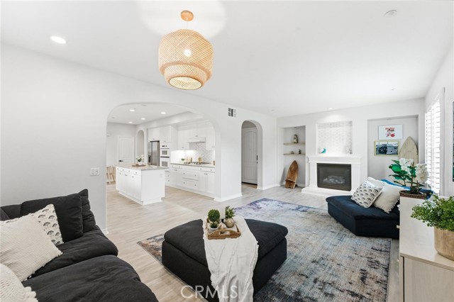 Detail Gallery Image 9 of 46 For 21245 Alanis, Huntington Beach,  CA 92648 - 3 Beds | 2/1 Baths