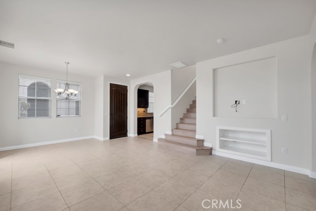 20212 Pienza Lane, Porter Ranch CA: https://media.crmls.org/medias/612caf30-354a-41d0-b1c6-c4731f3555ac.jpg