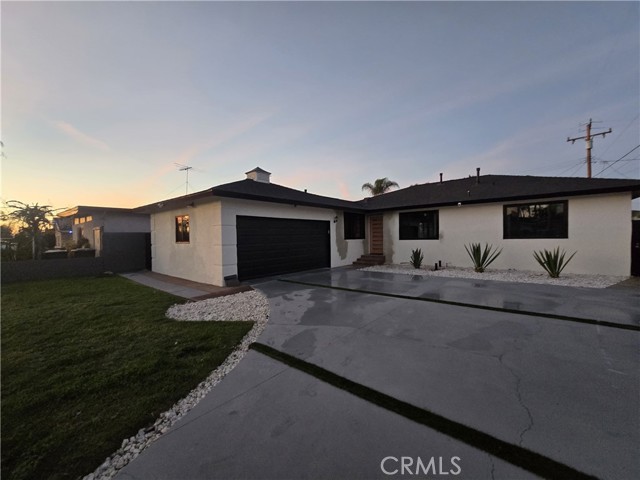 Detail Gallery Image 3 of 32 For 10941 Allen, Garden Grove,  CA 92840 - 4 Beds | 3/1 Baths