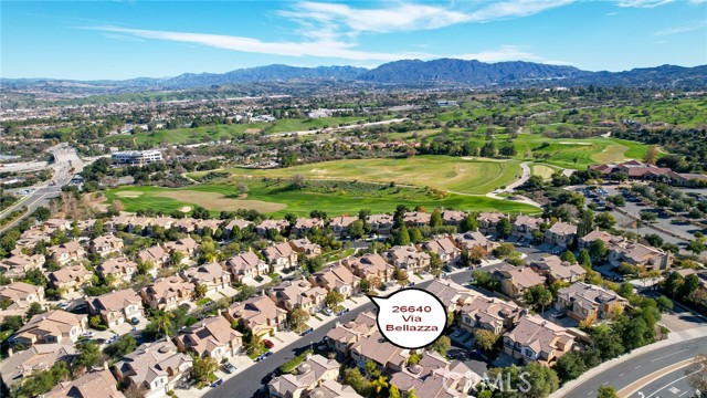 Detail Gallery Image 5 of 75 For 26640 via Bellazza, Valencia,  CA 91381 - 3 Beds | 2/1 Baths