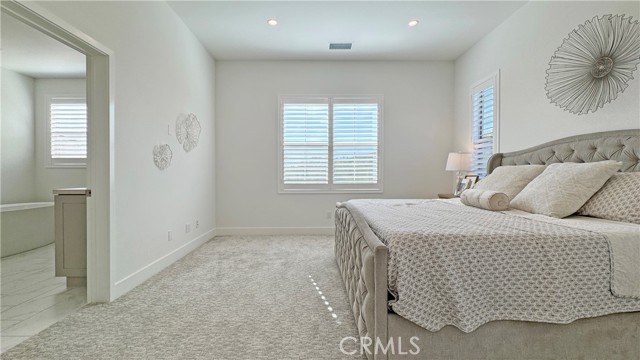 Detail Gallery Image 21 of 26 For 141 Fairgreen, Irvine,  CA 92618 - 3 Beds | 2/1 Baths