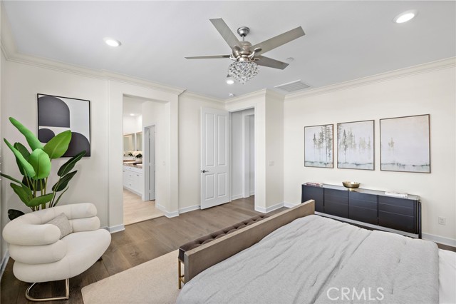103 Aims, Irvine CA: https://media.crmls.org/medias/612ed782-4675-4d55-81cd-8e56773a6713.jpg